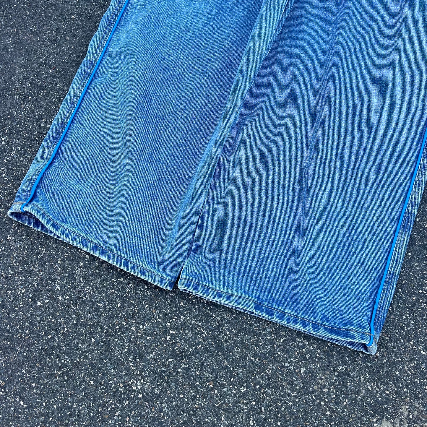 Bombshell OG (Mid Wash)