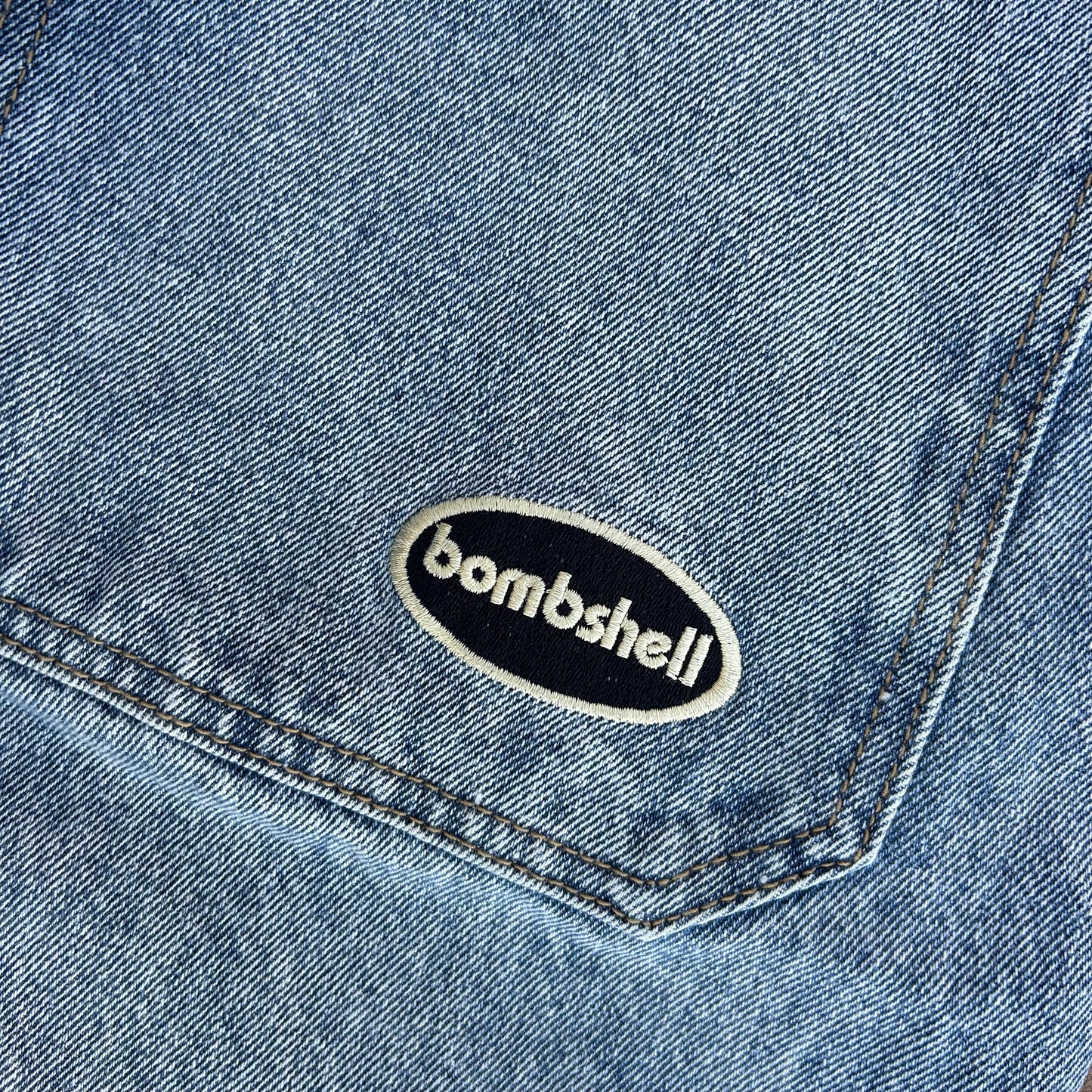 BOMBSHELL V1 (mocha light wash)