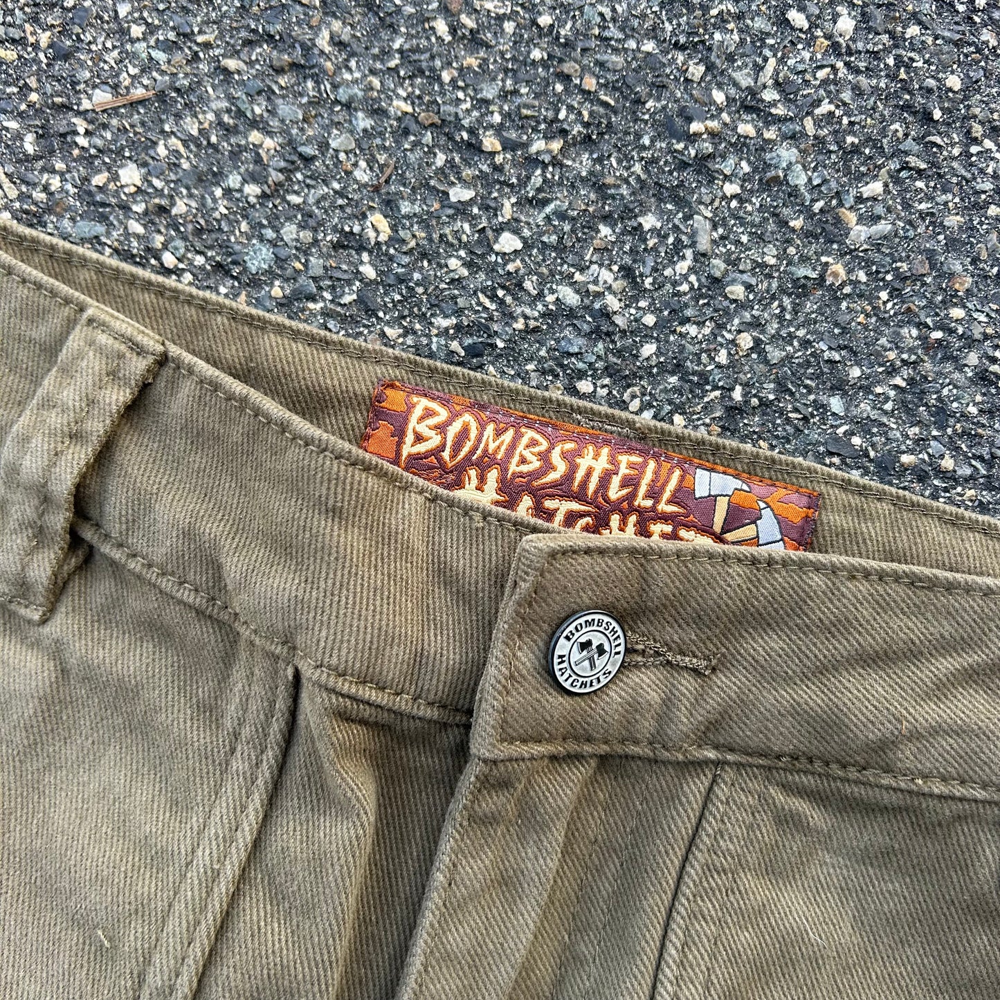 Bombshell Hatchet (Olive Brown)