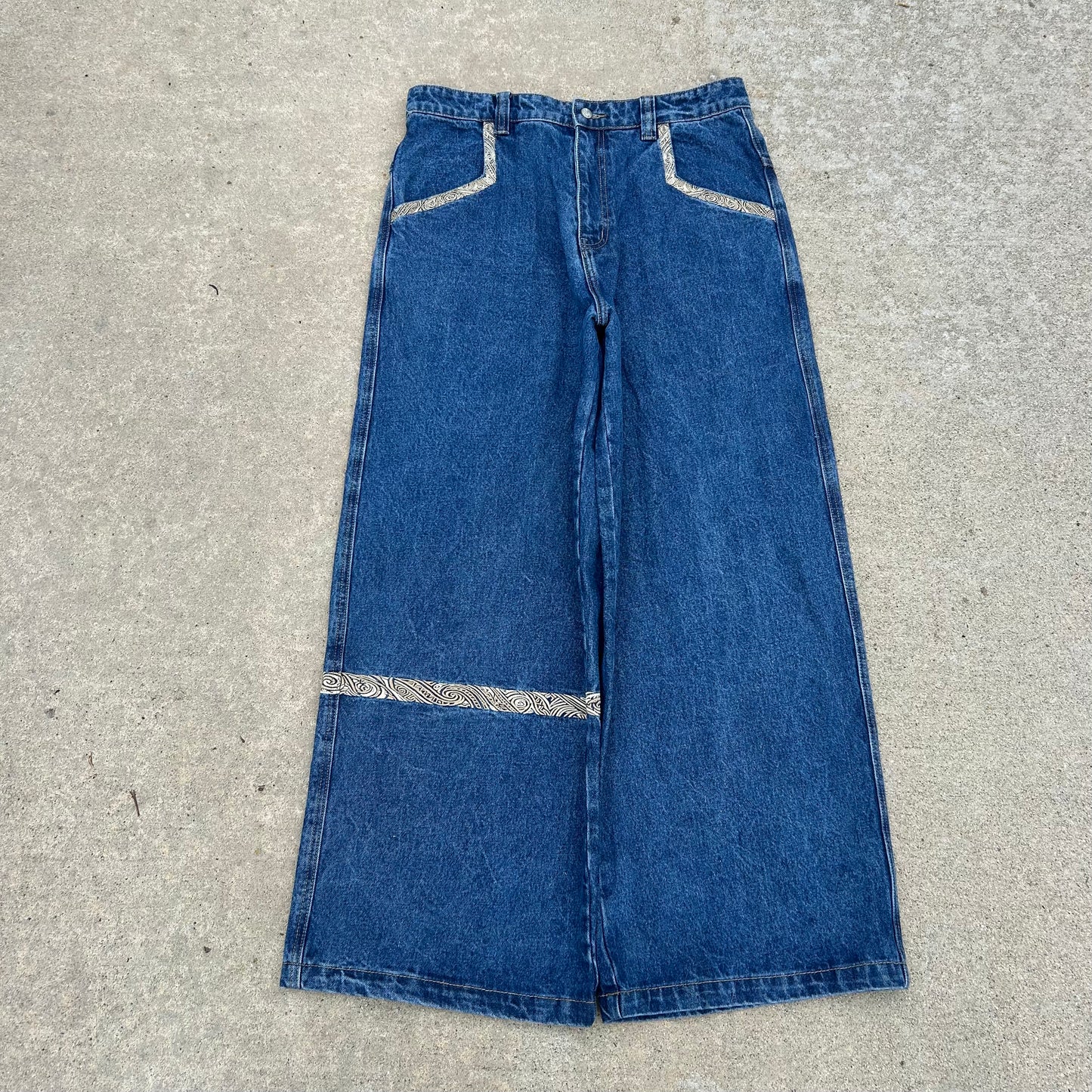 Bombshell Hooks (dark wash)