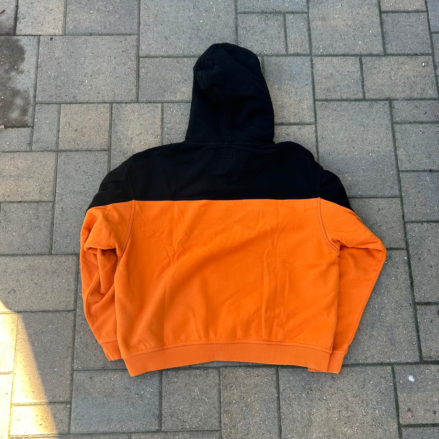 Two-Tone Hoodie (black/orange)