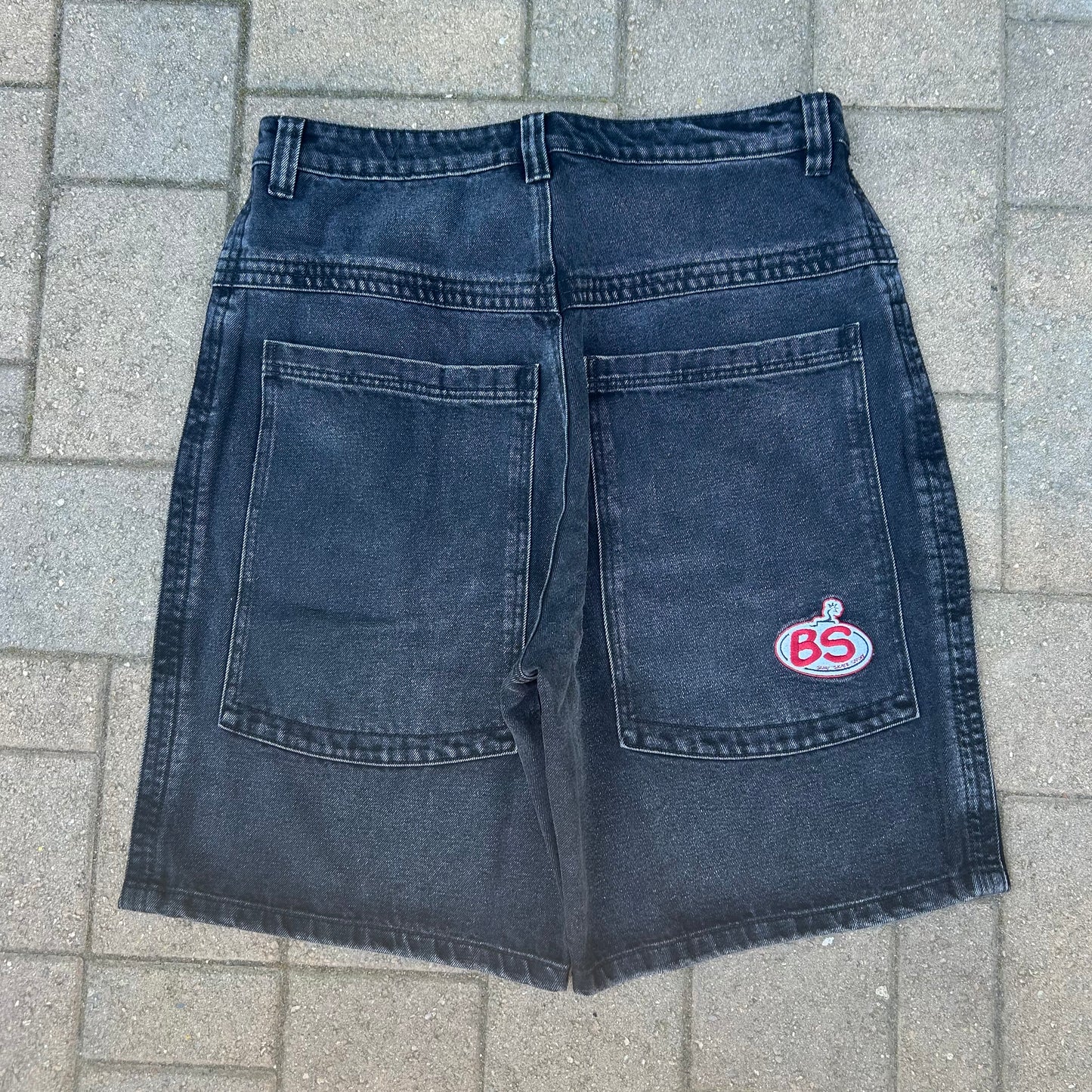 Big Bomb Jorts (black)