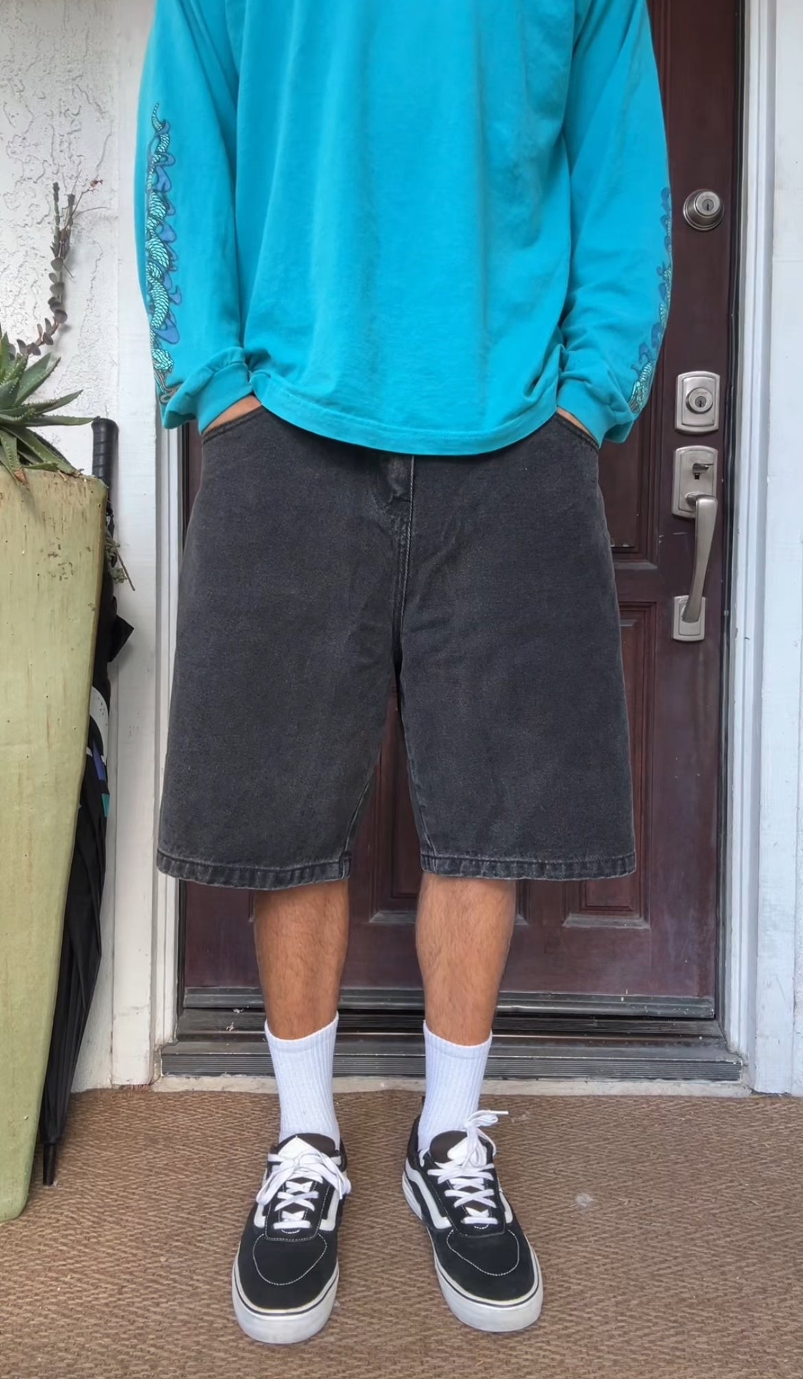 Big Bomb Jorts (black)