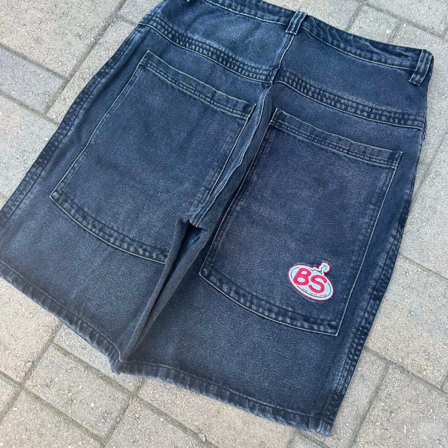 Big Bomb Jorts (black)