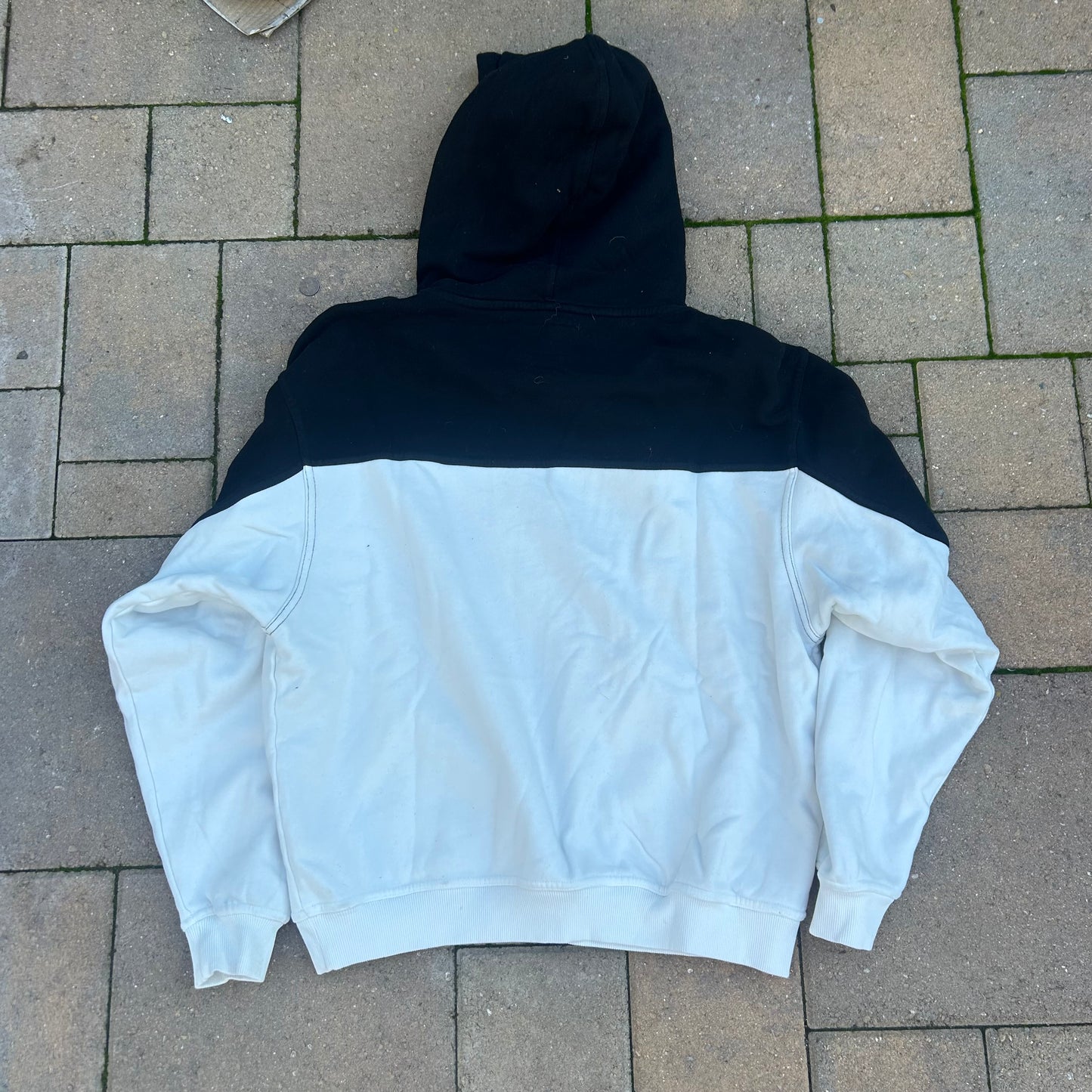 Two-Tone Hoodie (White/black)